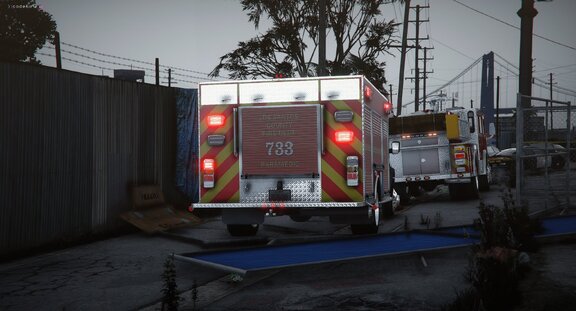 LSCoFD Engine&Squad 733 on medical assistance incident