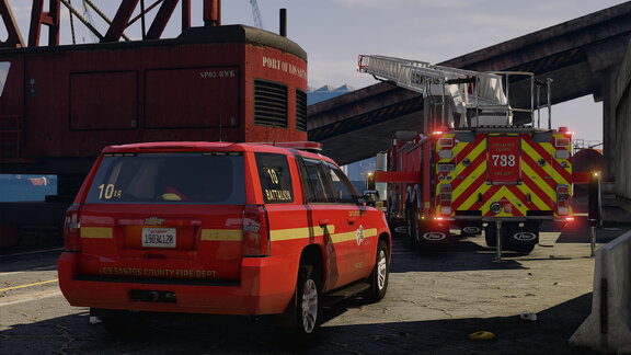LSCoFD Batalion 10 and Quint 733 at TC in the port